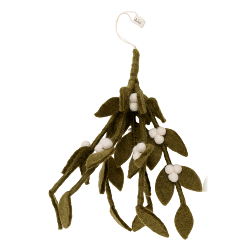 Gry & Sif Hanging Felt Mistletoe Bunch