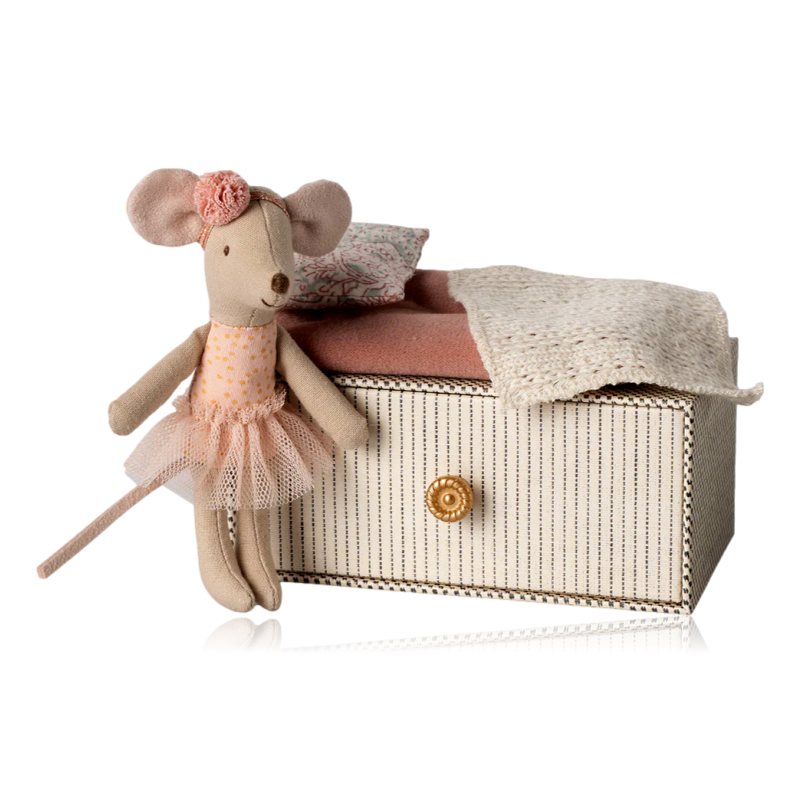 Maileg Little Sister Dance Mouse In Daybed