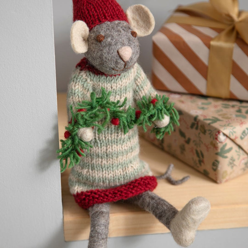 Gry & Sif Grey Mouse With Garland Large