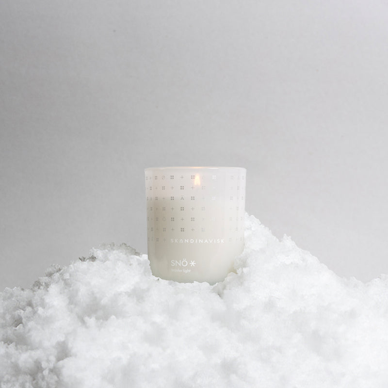 Skandinavisk Snö (Snow) 350g Scented Candle Special Edition