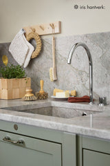 iris_hantverk_round_pan_vegetable_brush kitchen lifestyle view