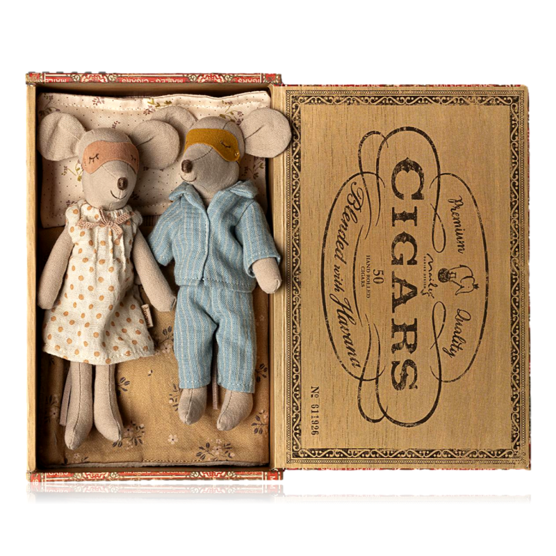 Maileg Mum & Dad Mouse In Cigar Box