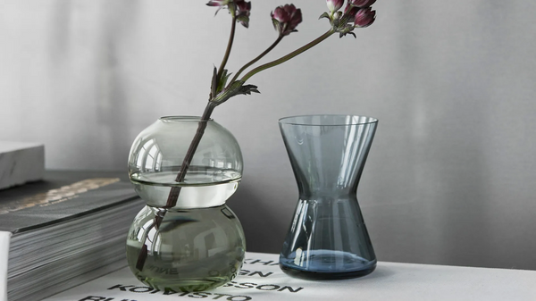 Orrefors Midsummer Cow Vetch Mini Vase 9cm