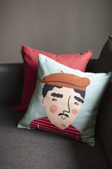 spira_kompisar_cushion_cover_pierre_on_sofa