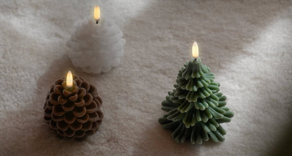 Uyuni LED Pine Cone Candle Smooth Brown