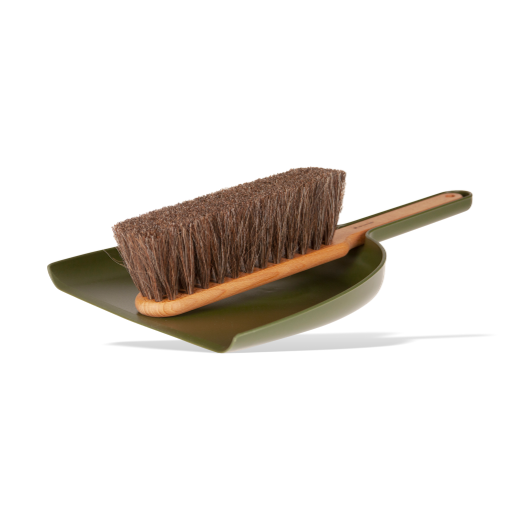 Iris Hantverk Dustpan and Brush Set Moss Green