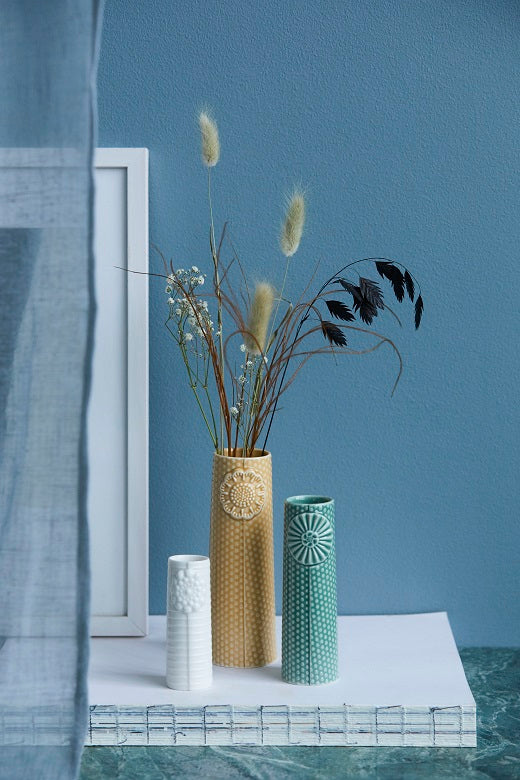 Dottir Pipanella Ceramic Vase Lines Micro White